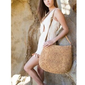 NWT ELLE JAE GYPSET Anthropologie, Amarillo Hobo in Saddle Resort Bag